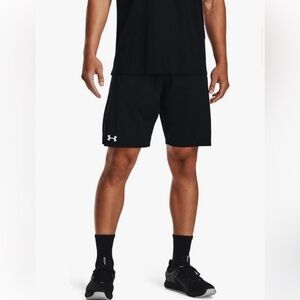 Under Armour men’s locker 9” pocketed short black white  loose fit M NWT